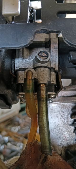 vendo decespugliatore 42 cc come visibile in foto,