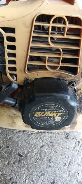 vendo decespugliatore 42 cc come visibile in foto,