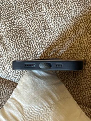 Cover nera con stampa orsacchiotto per IPhone 13