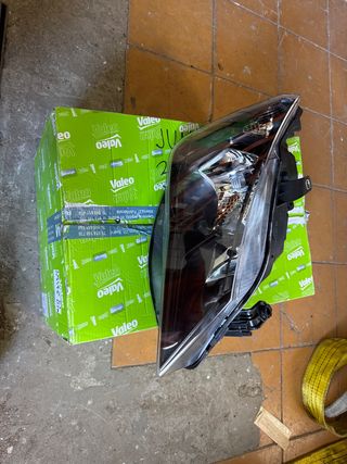 Faro Valeo Ibiza 6J - Nuevo