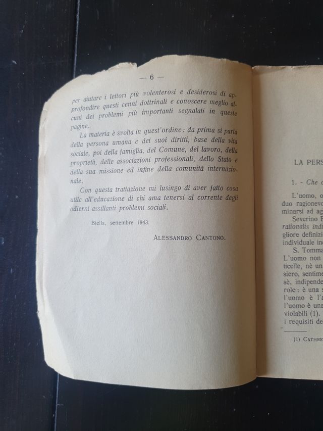 Antico libro del 1944