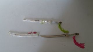 Juego de 2 mini espadas de jade.