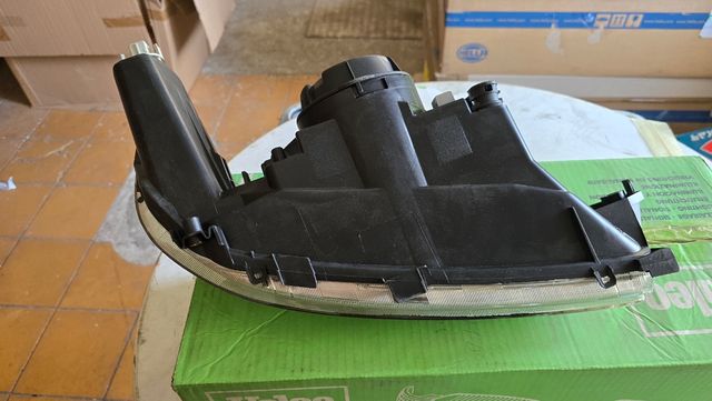 Faro Valeo Peugeot 306 (97-99)
