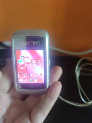 Reproductor MP3 Puffins PF-206-T plateado