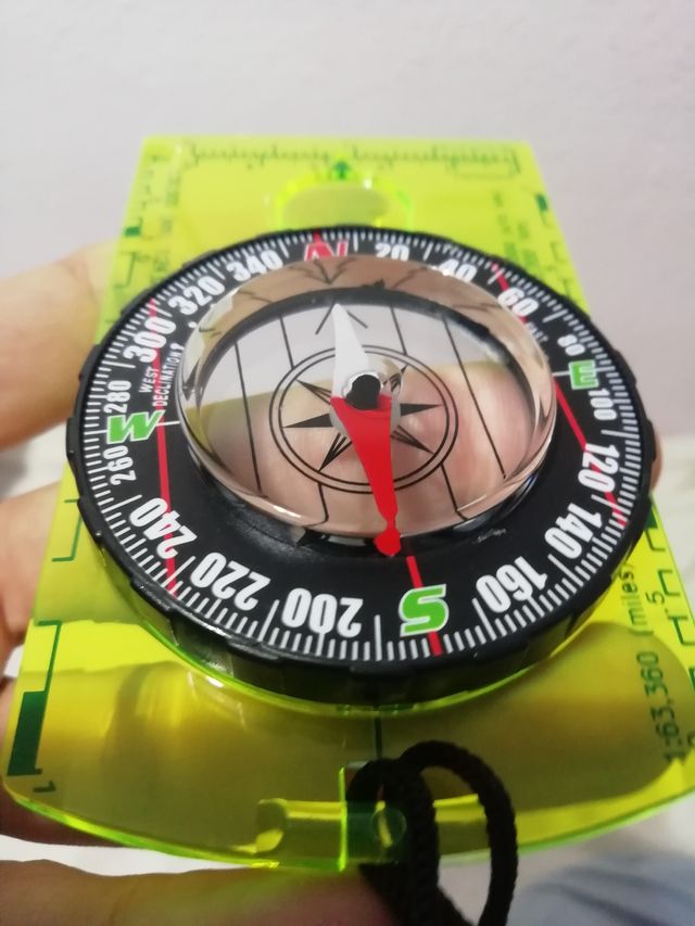 Lector mapas c/brújula nuevo