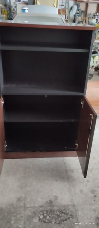 Armarios oficina madera marrón