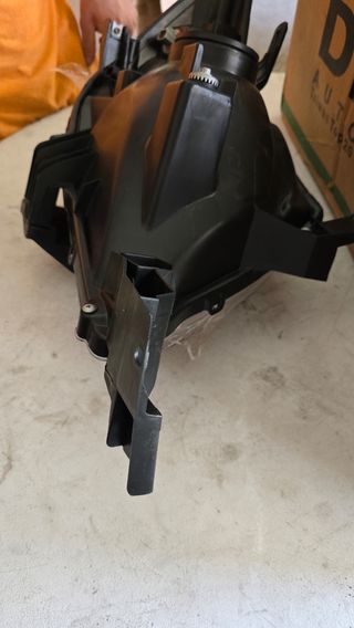 Faro Toyota Hilux Izquierdo 11-15