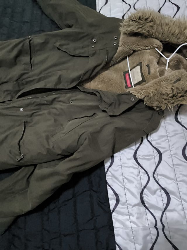 Chaqueta Zara verde militar