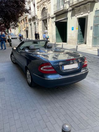 Mercedes-Benz  CLK 2004