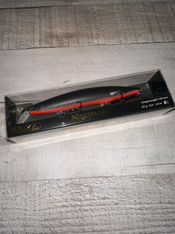 Lote de cebos para pesca – Seika y Nightvelt