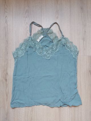 Camiseta encaje verde agua