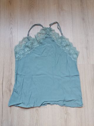 Camiseta encaje verde agua