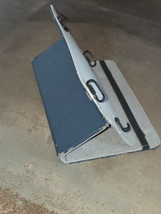 Custodia tablet usata