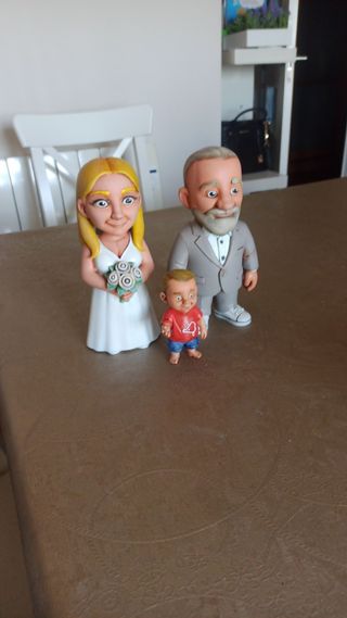 Pintor mercenario de miniaturas.