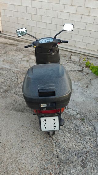 Piaggio Sfera 75cc - Scooter Azul