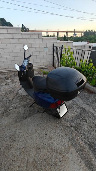 Piaggio Sfera 75cc - Scooter Azul