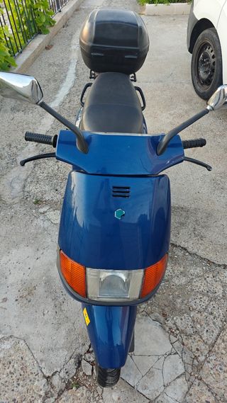 Piaggio Sfera 75cc - Scooter Azul