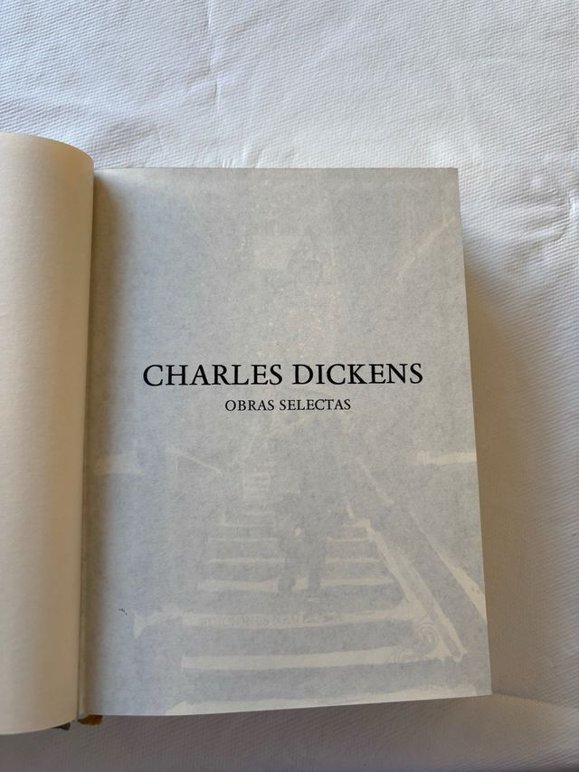 Libro Clásico - Charles Dickens