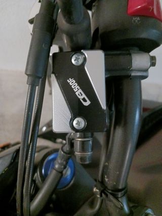 Tapa Depósito Líquido de Freno CB500F Honda