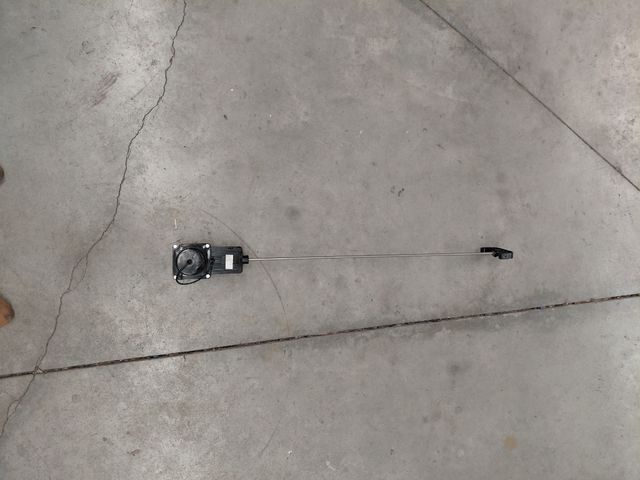 Tiradores grises autocaravana