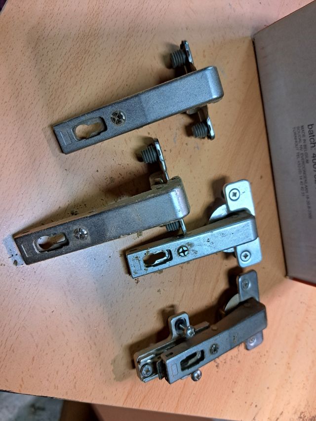 Lote Bisagras Salice rinconera, 35mm°, contracodo