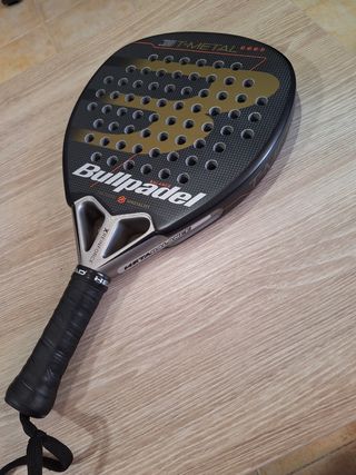 Pala padel Bullpadel T-Metal
