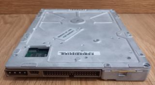 HDD Quantum Bigfoot 5,25" 2,5GB