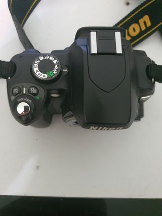 Cámara Nikon D60 DSLR