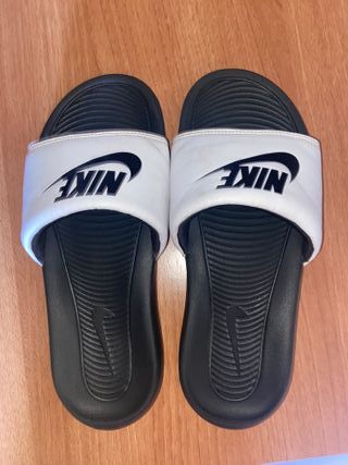 Chanclas Nike
