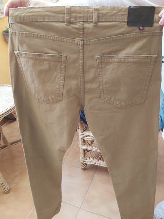 Pantalones Zara beige hombre