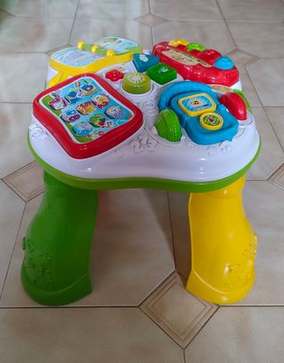 Tavolo mille attività Baby Clementoni