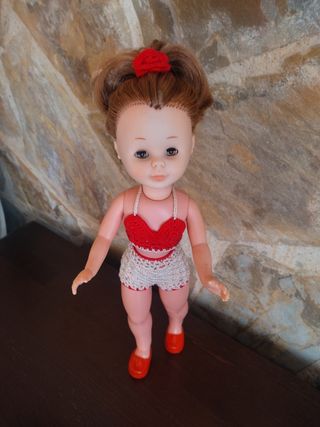 Traje crochet Nancy: Muñeca