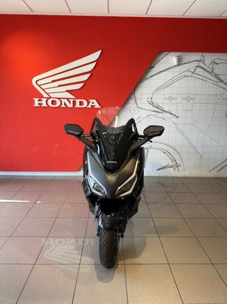 HONDA FORZA 350 2025 - NUEVA