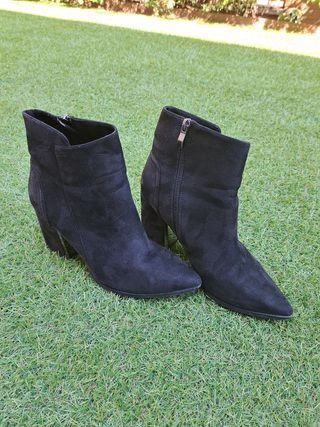 Botines negros mujer tacón