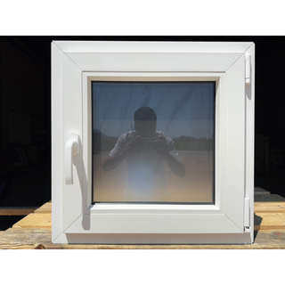 Ventana PVC blanca 600x600 Oscilobatiente Dcha Mat