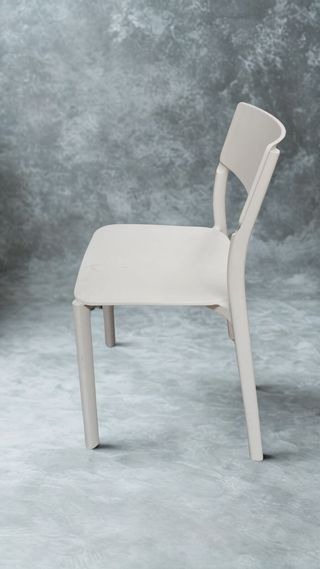 Silla  blanca ikea