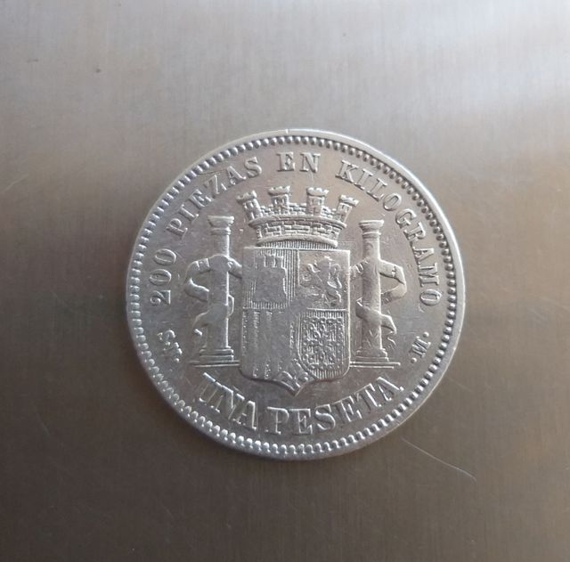 Moneda plata 1 peseta de 1870.