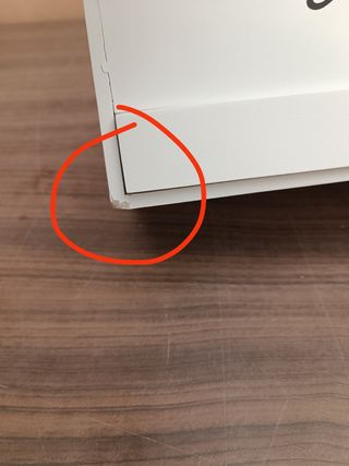 Organizador de cartas blanco de madera