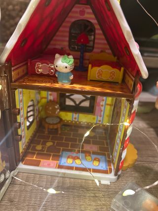 Casita Hello Kitty galleta jengibre