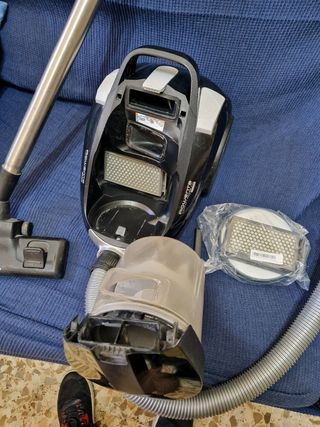 Aspiradora Rowenta Compact Power XXL Cyclonic