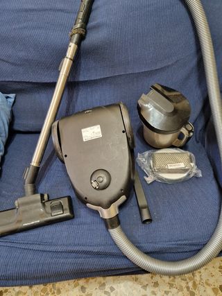 Aspiradora Rowenta Compact Power XXL Cyclonic