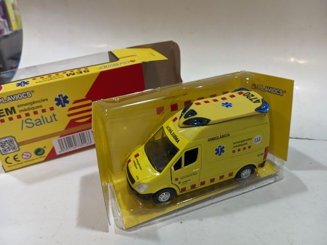 Ambulancia SEM Catalunya 1:43