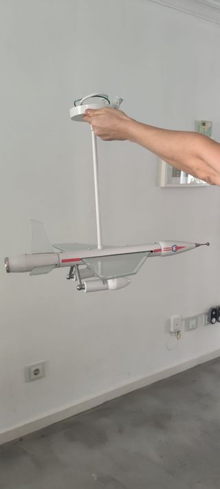 Lámpara avión techo infantil