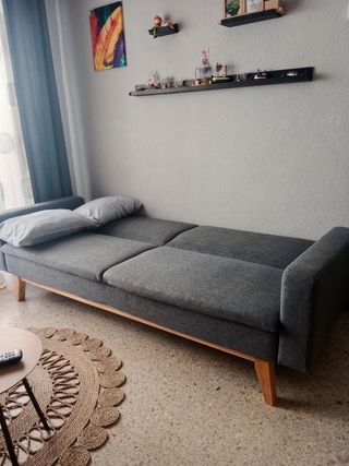 Sofá cama gris - 3 plazas está en Mazarrón puerto