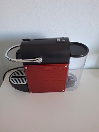 Nespresso DeLonghi Pixie: Macchina caffè