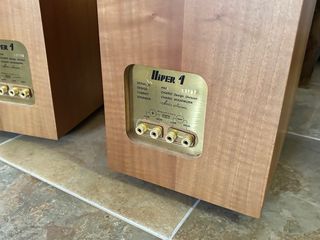 Altavoces Chario Hiper 1