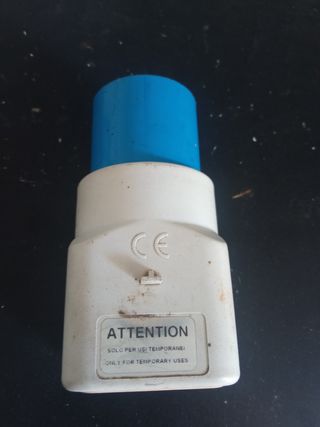 Adaptador enchufe caravana