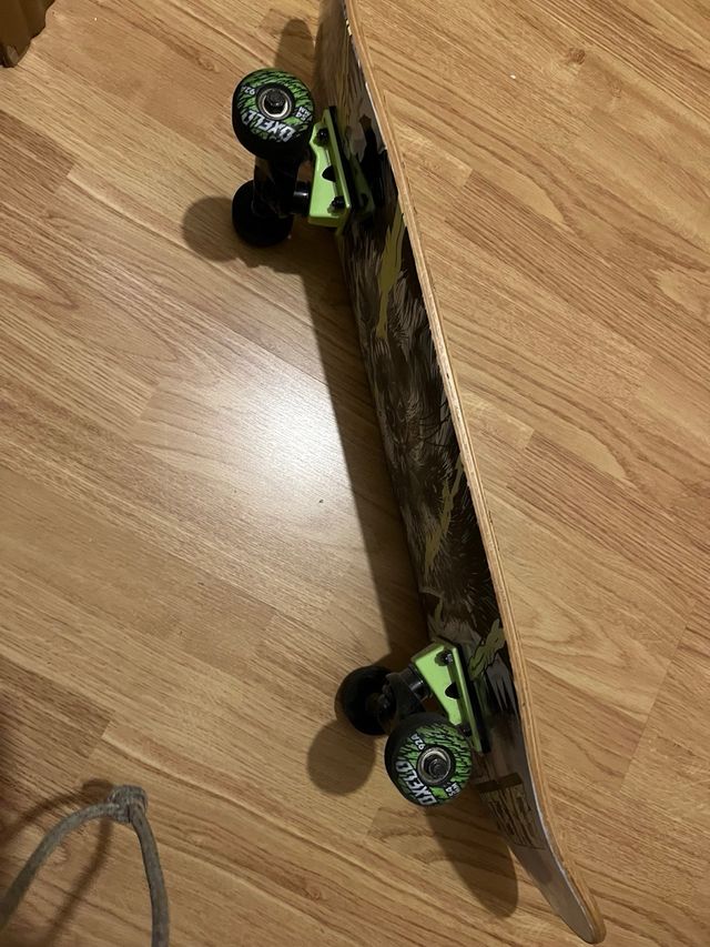 Monopatín Oxelo tiene poco uso