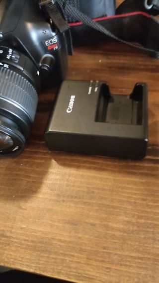 Canon EOS 1200D - Cámara réflex