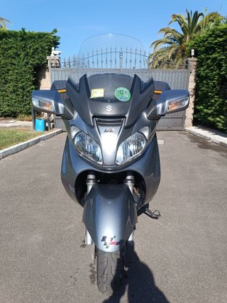 Suzuki Burgman 650 ABS executive